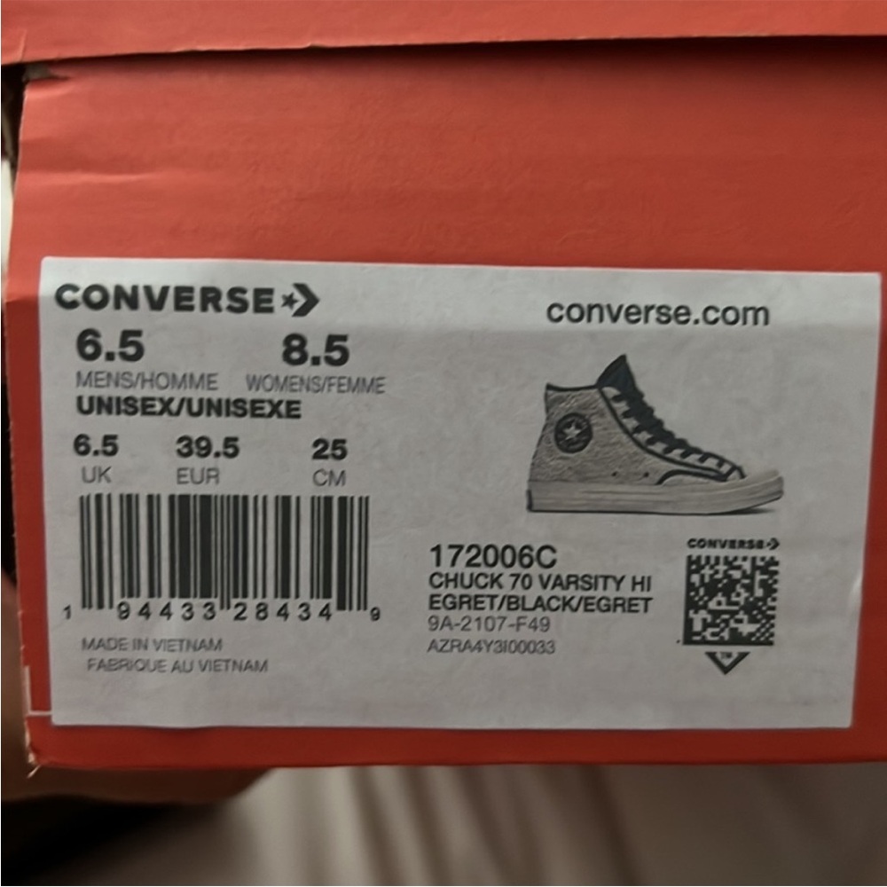 Sherpa high top Converse! - Picture 4 of 5